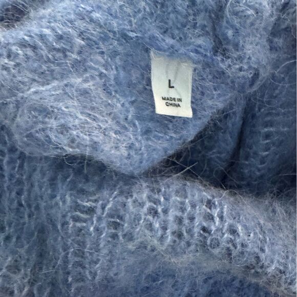 Madhappy Ombre Stripe Sweater in polar blue Large - Picture 4 of 5